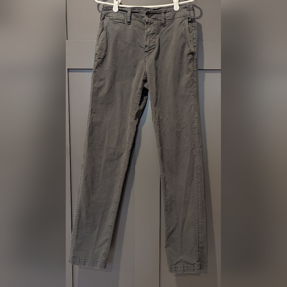 American Eagle Flex Athletic Straight Lived in Khaki Pant